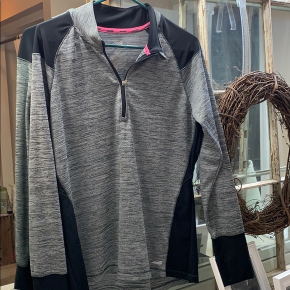 Avia Tops - Avia activewear shirt!